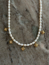 Load image into Gallery viewer, Estrella Necklace
