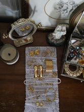 Load image into Gallery viewer, Eufemia Earrings
